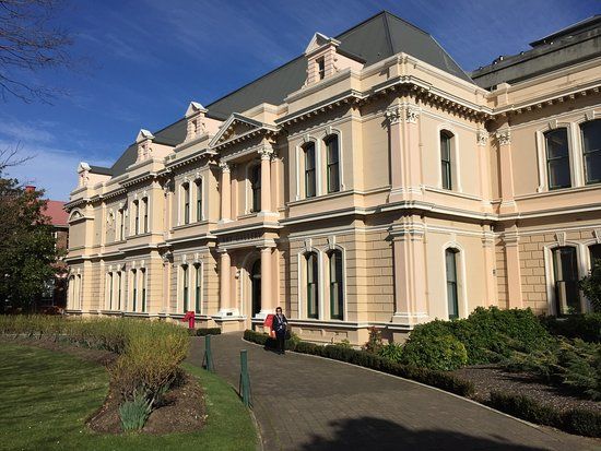 Queen Victoria Museum and Art Gallery